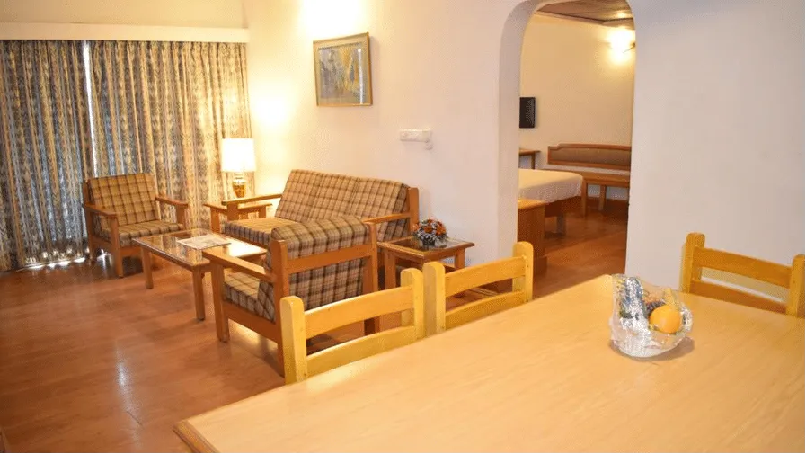 Suite Room with Bathtub & Balcony